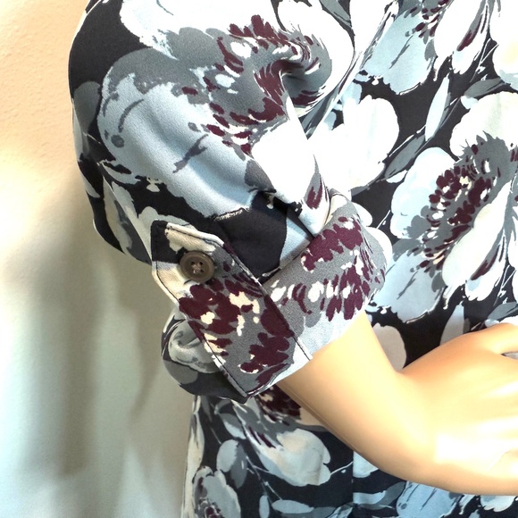 LOFT Women’s Top (Size S) - Picture 6 of 14